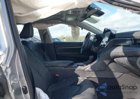 2021 Toyota Camry Se z USA, uszkodzony, nr VIN 4T1G11AK8MU553796